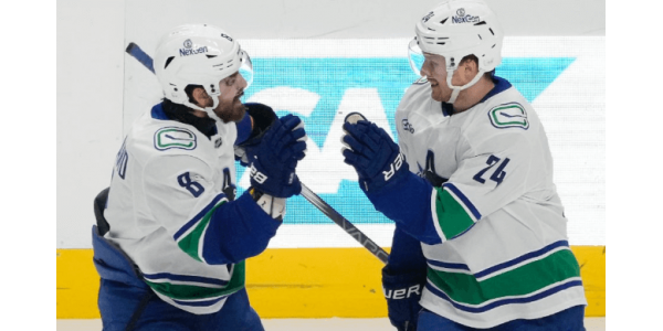 Pius Suters entscheidendes Tor verhalf den Canucks zum 3:2-Sieg gegen die Sharks Pius Suters entscheidendes Tor verhalf den Canucks zum 3:2-Sieg gegen die Sharks