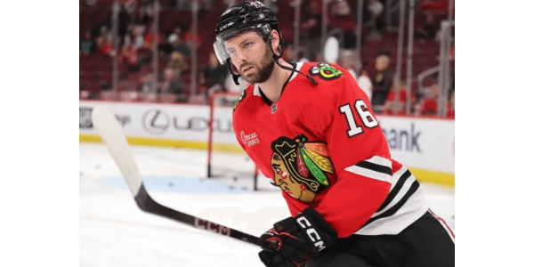Chicago Blackhawks und Edmonton Oilers schließen spektakulären Tausch ab Chicago Blackhawks und Edmonton Oilers schließen spektakulären Tausch ab