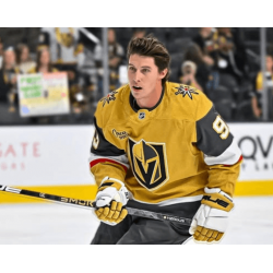 Mitch Marner kontert Kritik mit einem Hattrick und führt das Team mit seiner Stimme an
