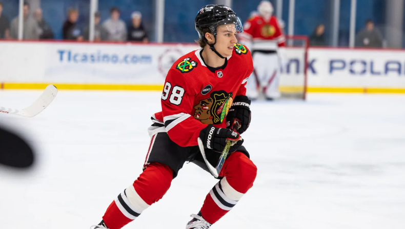 Der Nr. 1-Pick der NHL 2023 erzielte in seinem ersten Spiel einen Hattrick